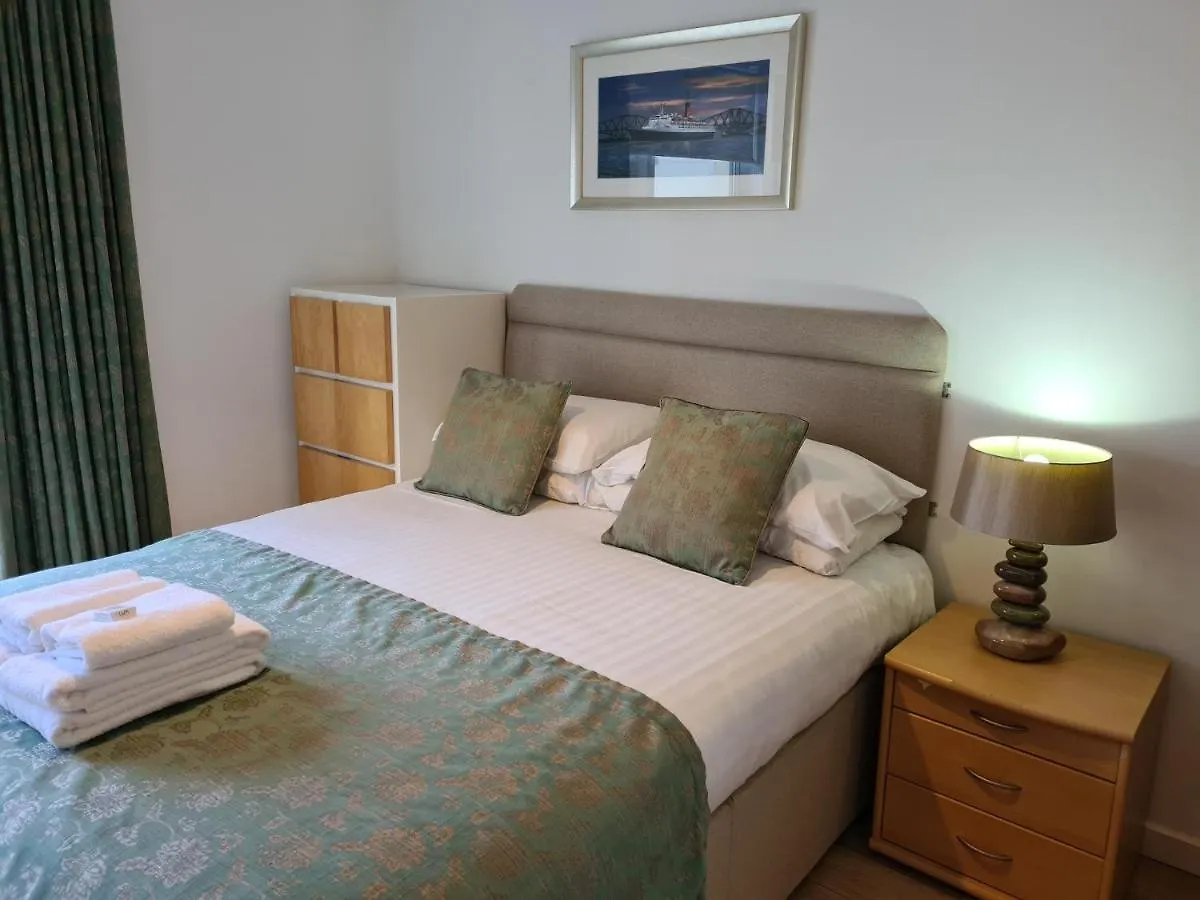 The Park - Holyrood Road With Free Parking Apartment Edinburgh 0*,  United Kingdom